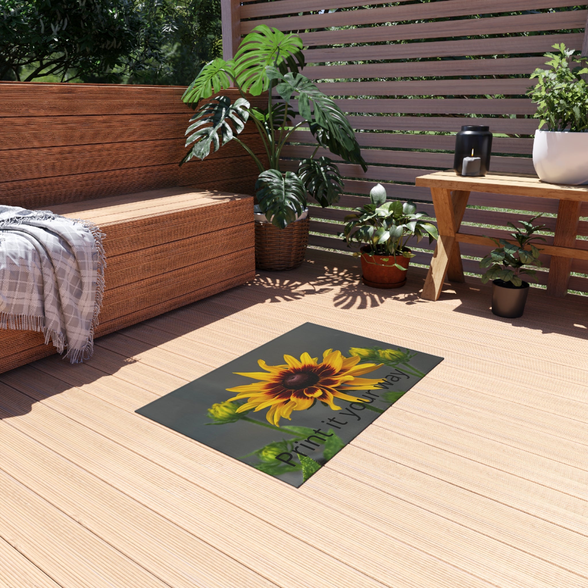 Black-Eyed Susan Outdoor Rug — Weatherproof Yellow Floral Patio Mat